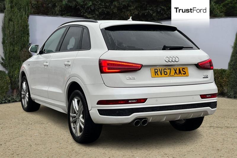 Used Audi Q3 2017 for sale - 76458532: Photo 2