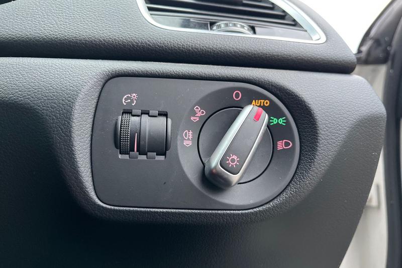 Used Audi Q3 2017 for sale - 76458532: Photo 25