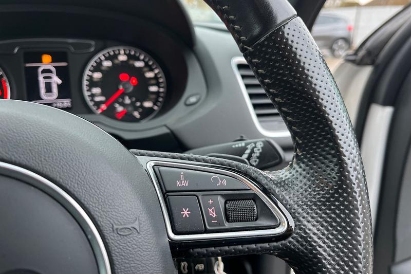 Used Audi Q3 2017 for sale - 76458532: Photo 26