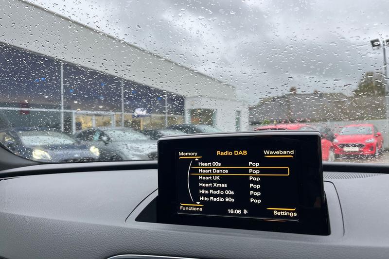 Used Audi Q3 2017 for sale - 76458532: Photo 30