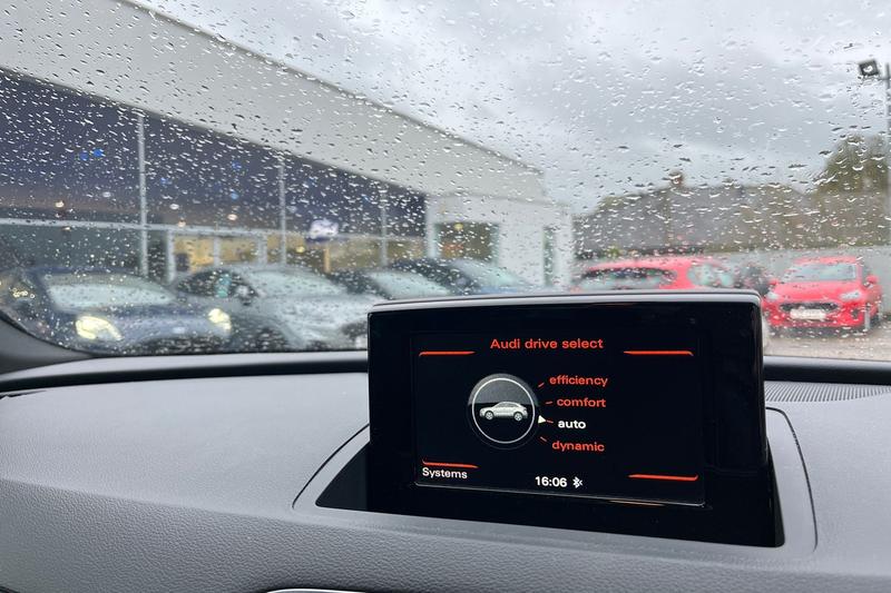 Used Audi Q3 2017 for sale - 76458532: Photo 31