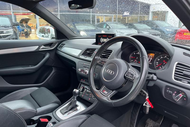 Used Audi Q3 2017 for sale - 76458532: Photo 38