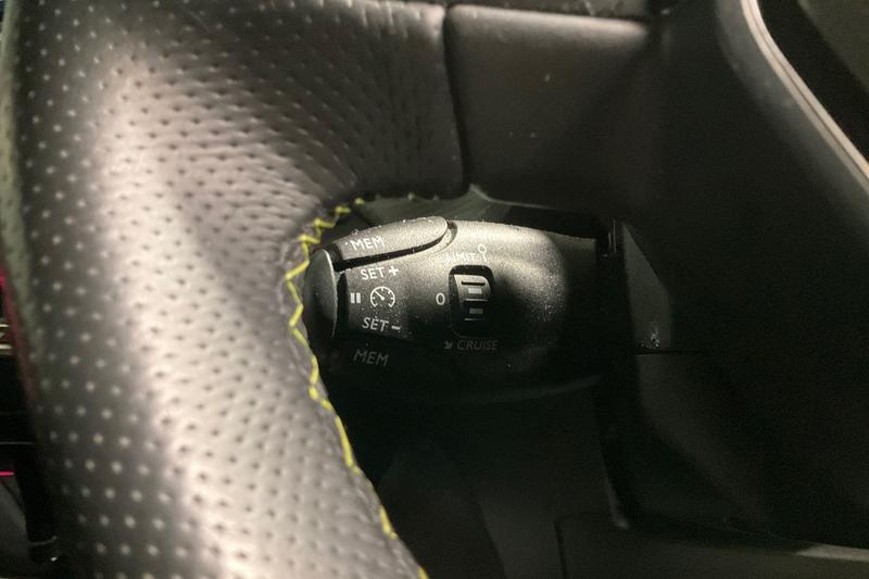 Used Peugeot 2008 2022 for sale - 76807161: Photo 29