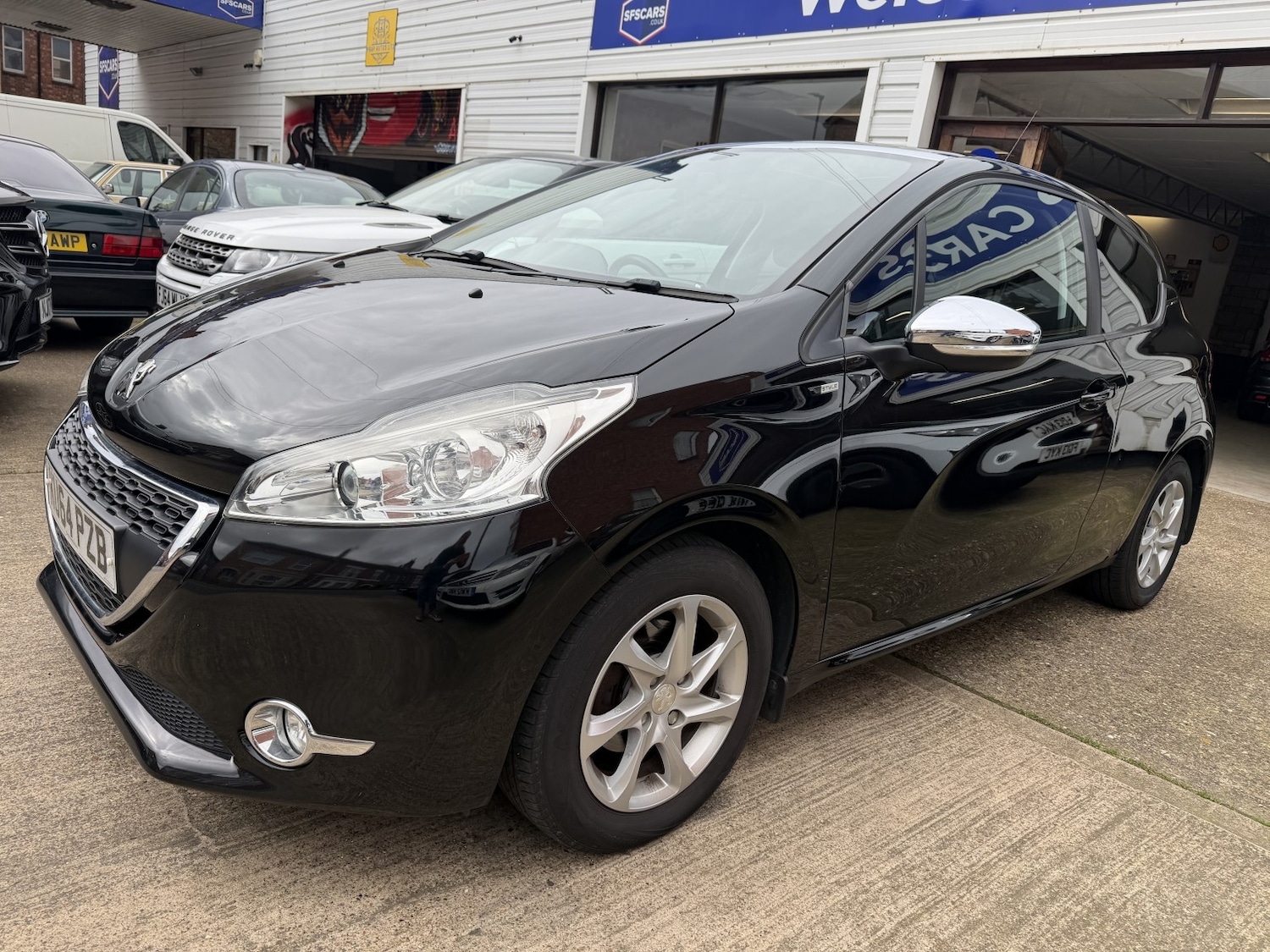 Used Peugeot 208 2014 for sale - 78031762: Photo 3