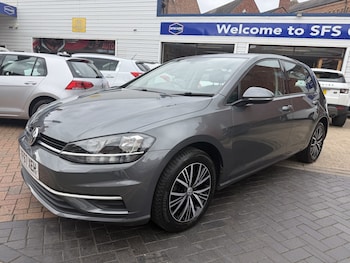Used Volkswagen Golf 2017 for sale - 78932448: Photo