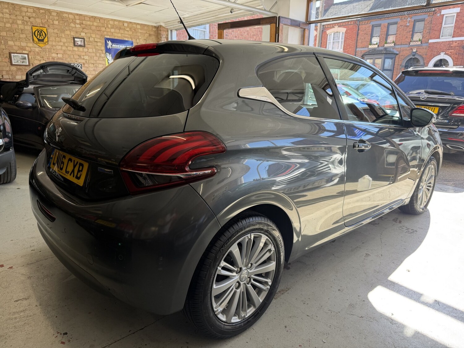 Used Peugeot 208 2016 for sale - 78155406: Photo 8