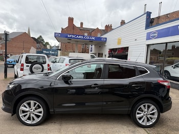 Used Nissan Qashqai 2016 for sale - 78794762: Photo