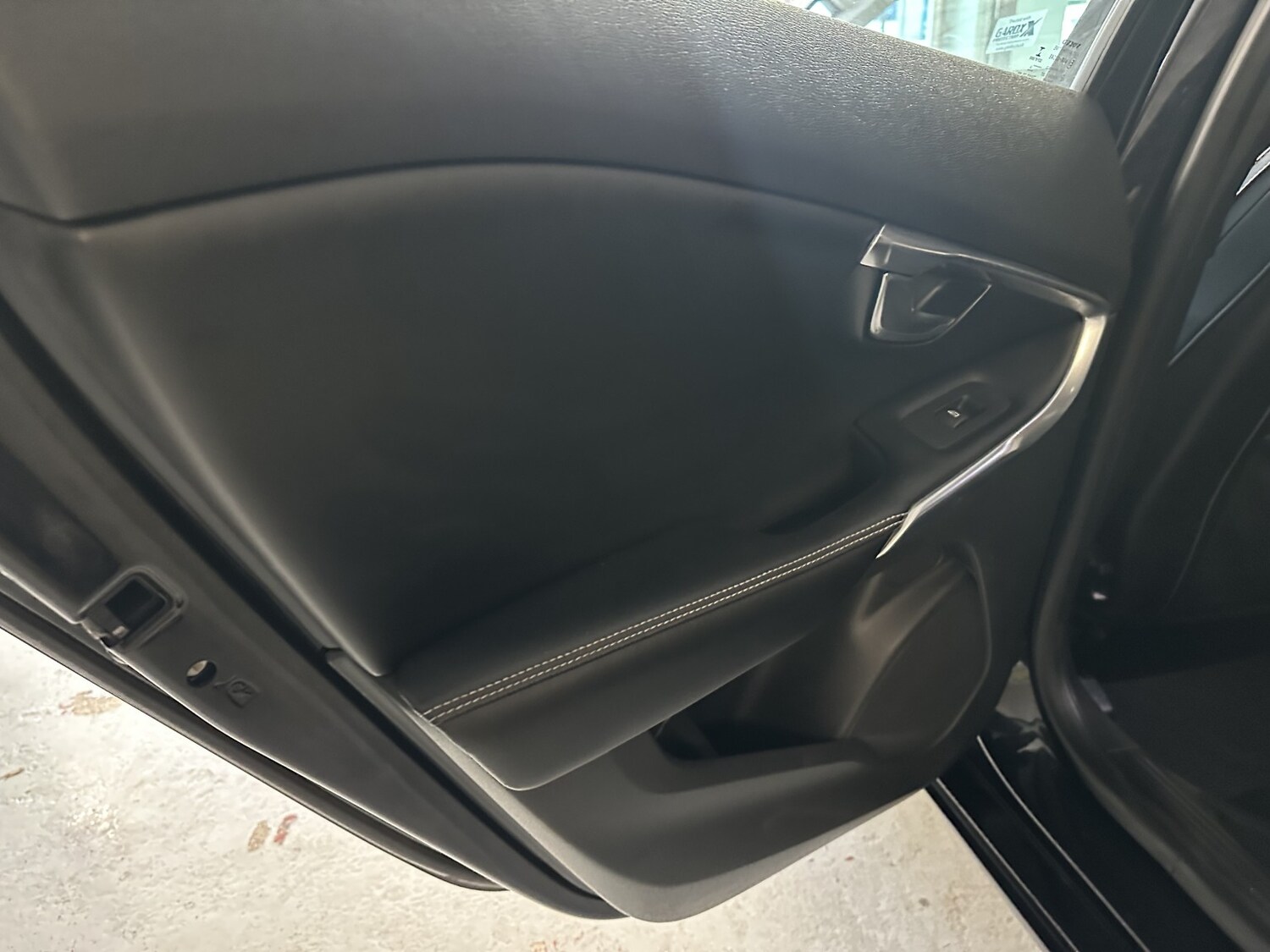 Used Volvo V40 2014 for sale - 78031623: Photo 13