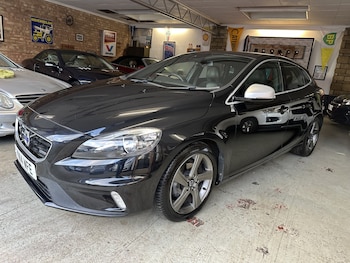 Used Volvo V40 2014 for sale - 78031623: Photo