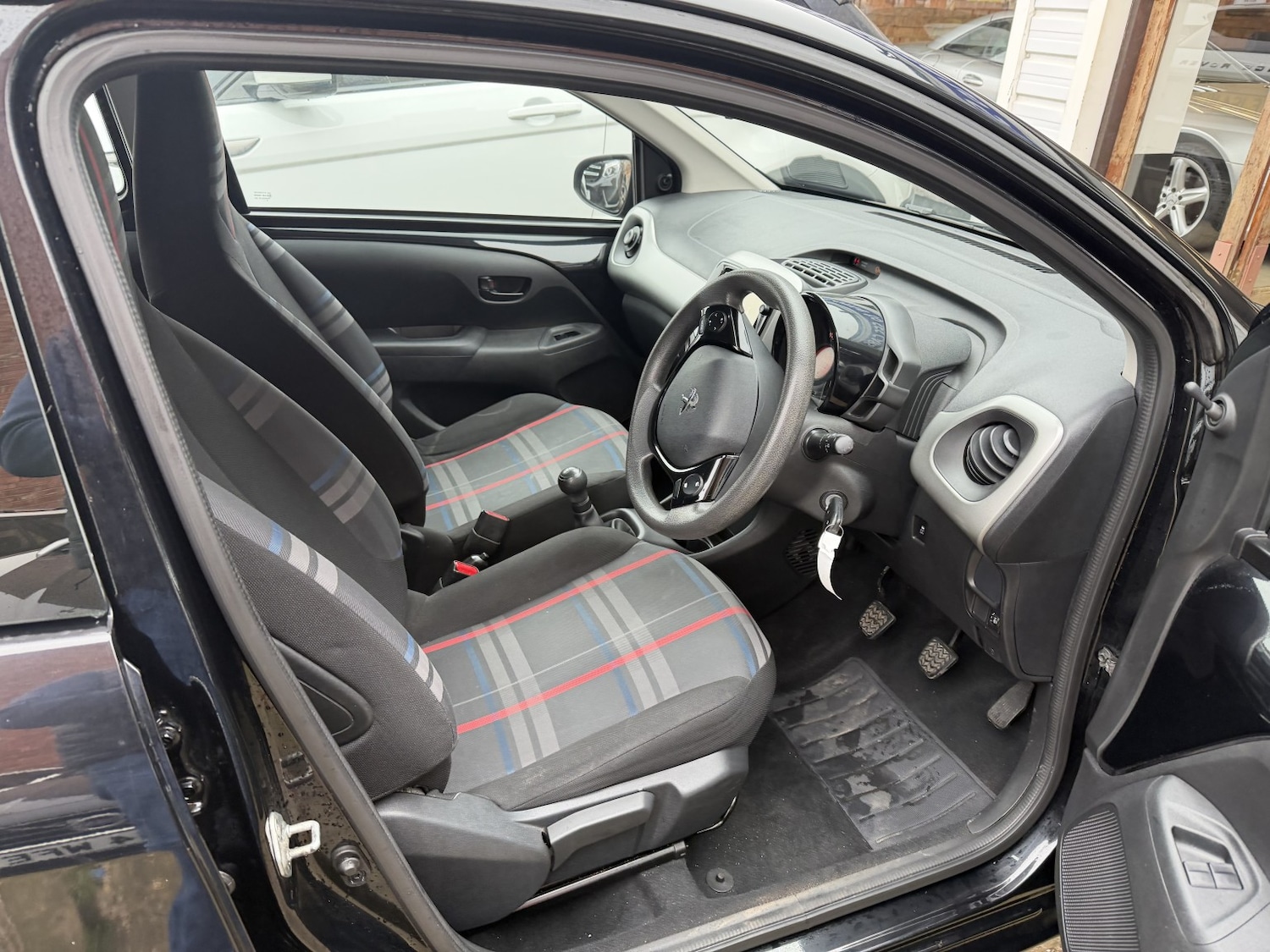 Used Peugeot 108 2015 for sale - 78031771: Photo 17