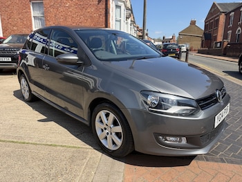 Used Volkswagen Polo 2014 for sale - 78469644: Photo