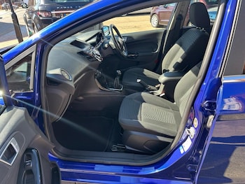 Used Ford Fiesta 2015 for sale - 79451425: Photo
