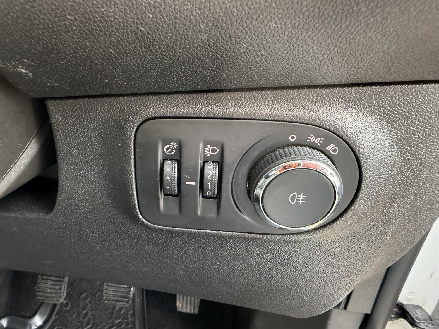 Used Vauxhall ADAM 2014 for sale - 78031700: Photo 19