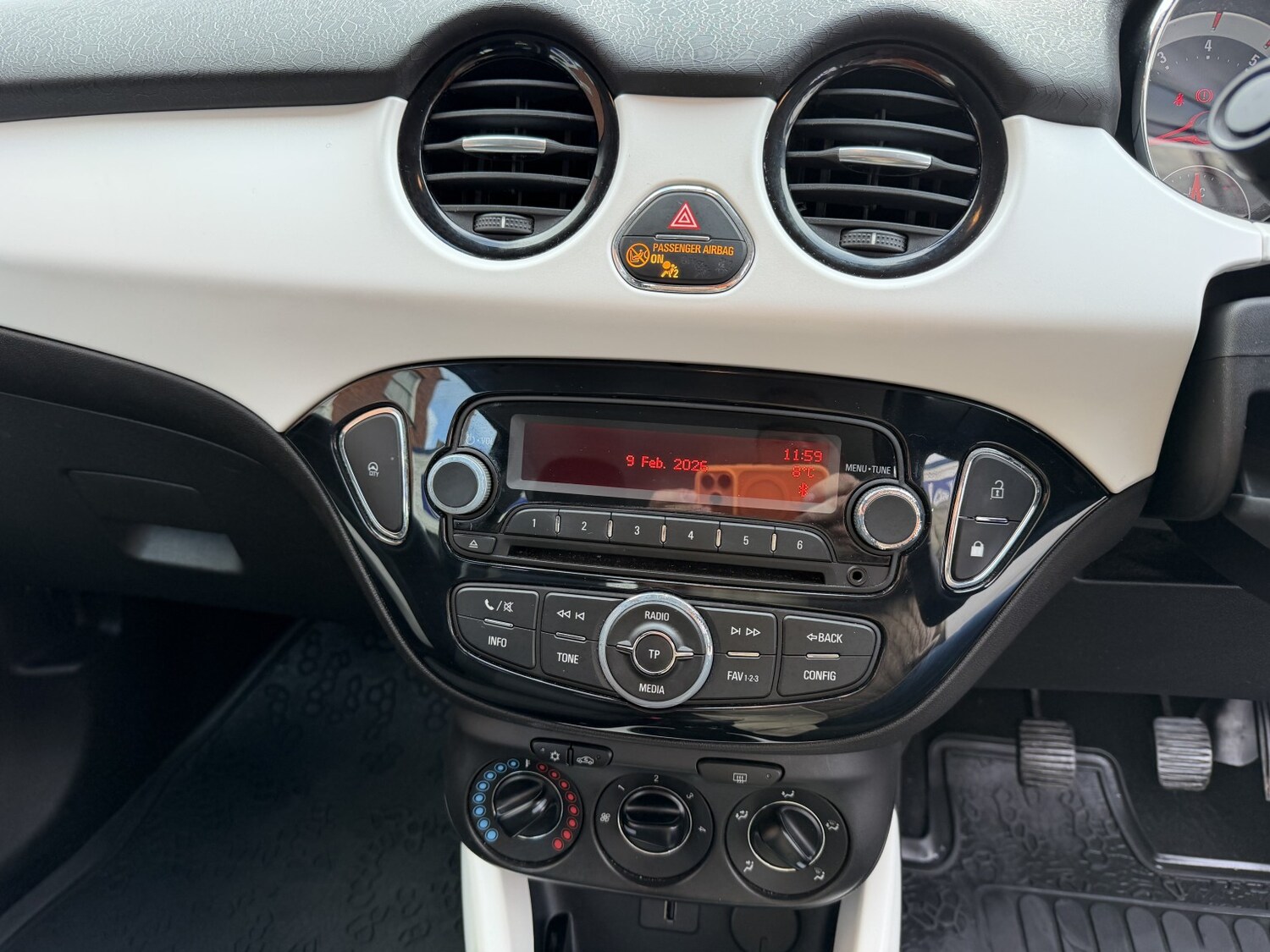 Used Vauxhall ADAM 2014 for sale - 78031700: Photo 23