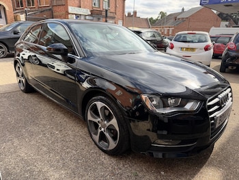 Used Audi A3 2014 for sale - 79545399: Photo