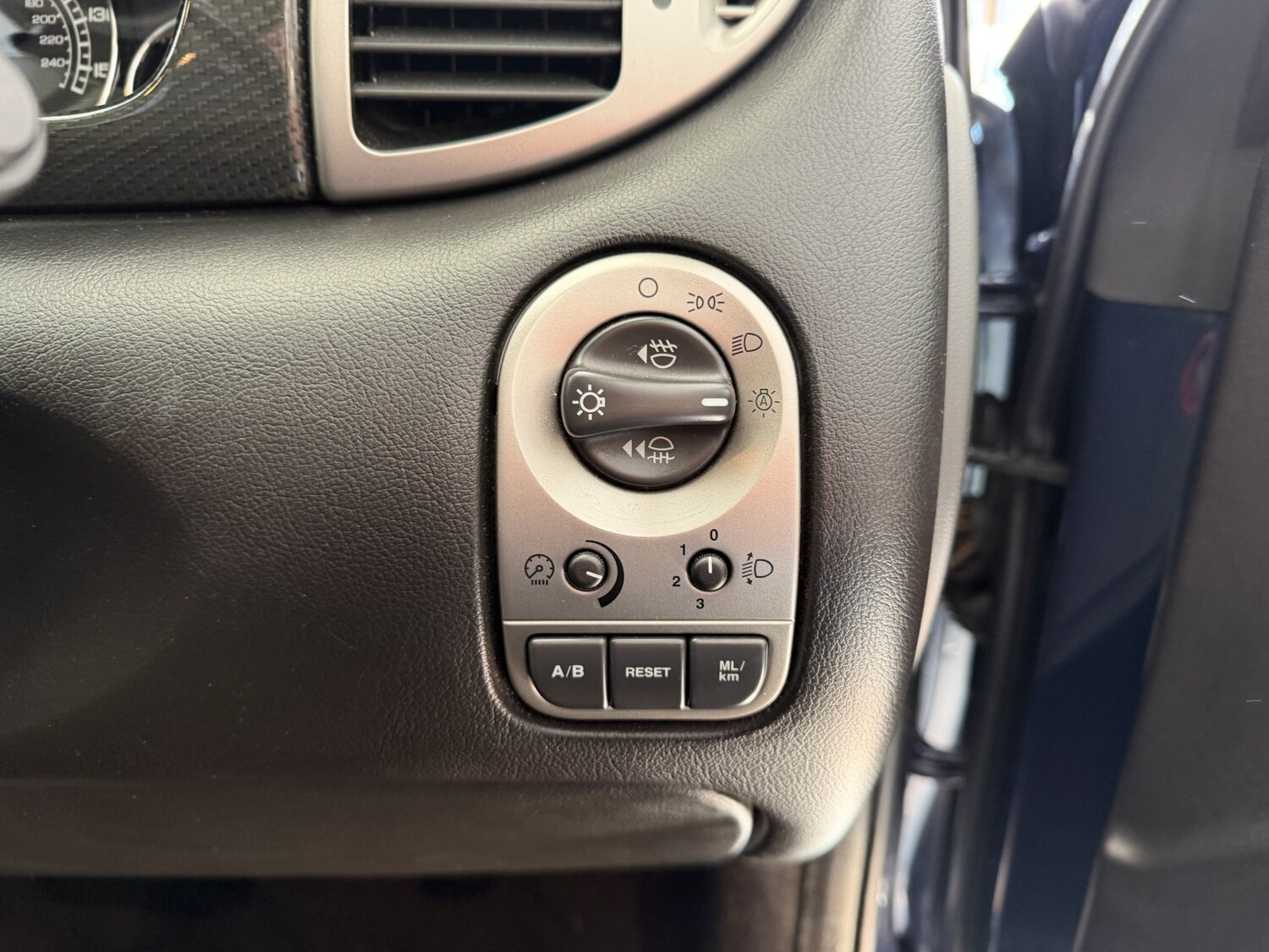 Used Jaguar X-Type 2009 for sale - 78031622: Photo 17