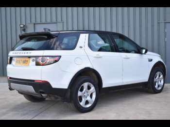 Used Land Rover Discovery Sport 2017 for sale - 74462204: Photo