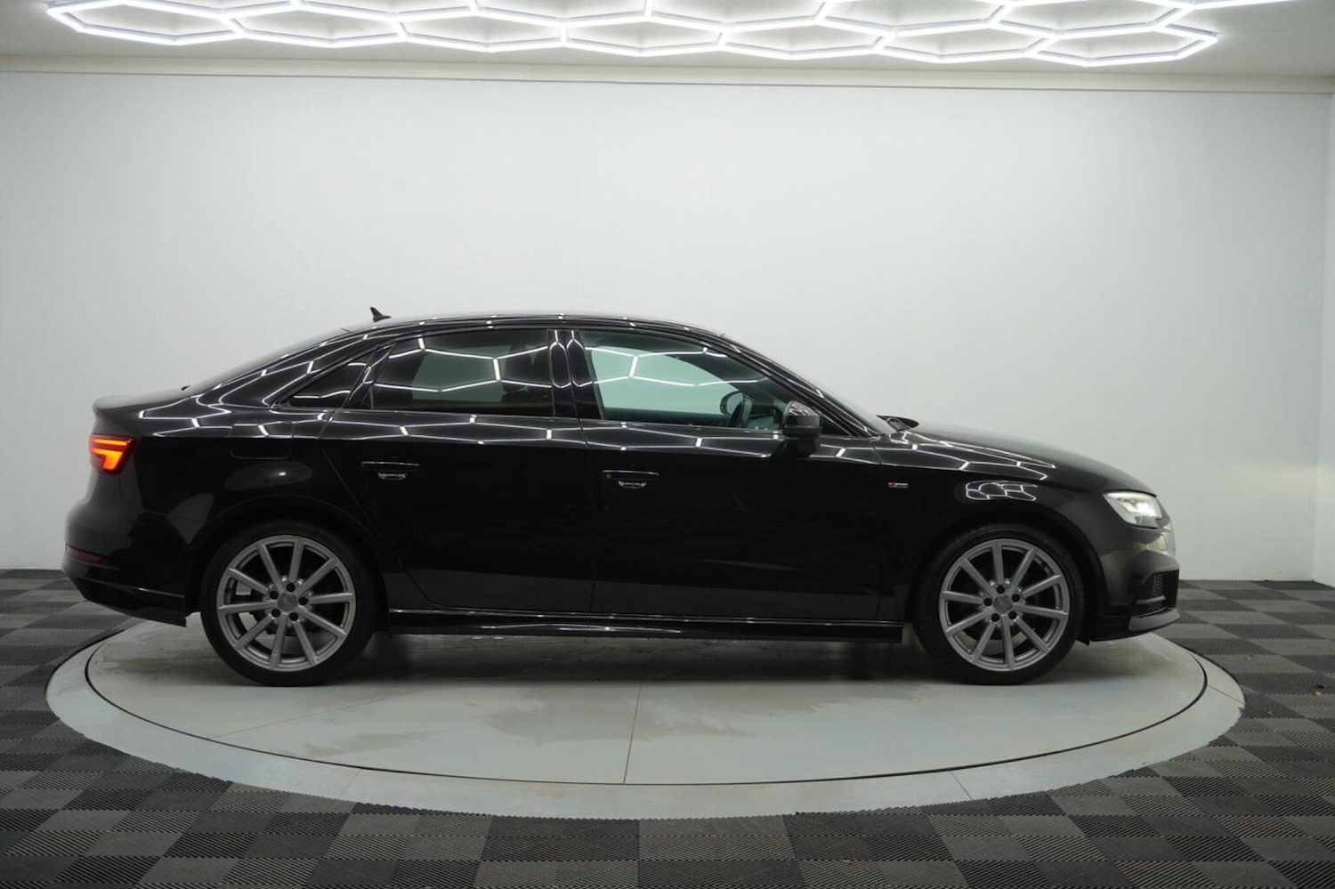 Used Audi A3 2018 for sale - 76794147: Photo 28