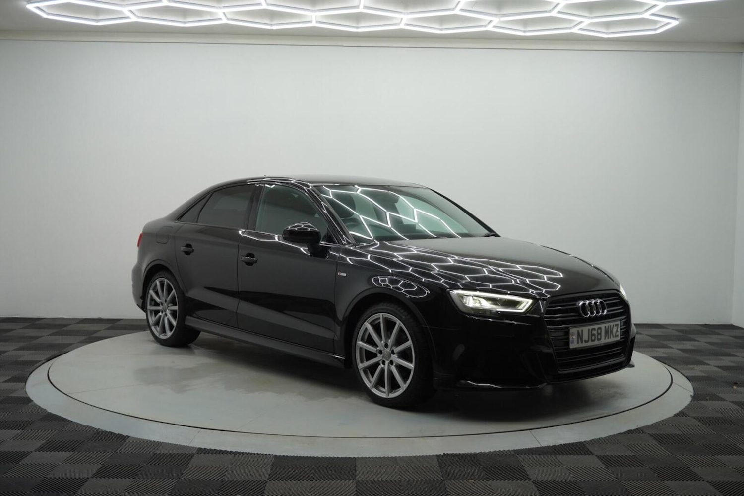 Used Audi A3 2018 for sale - 76794147: Photo 3