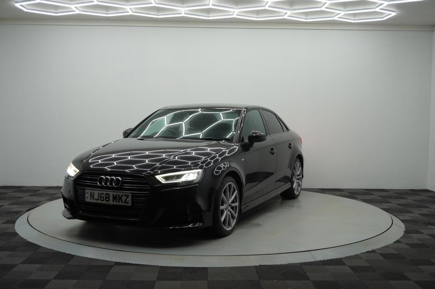 Used Audi A3 2018 for sale - 76794147: Photo 4