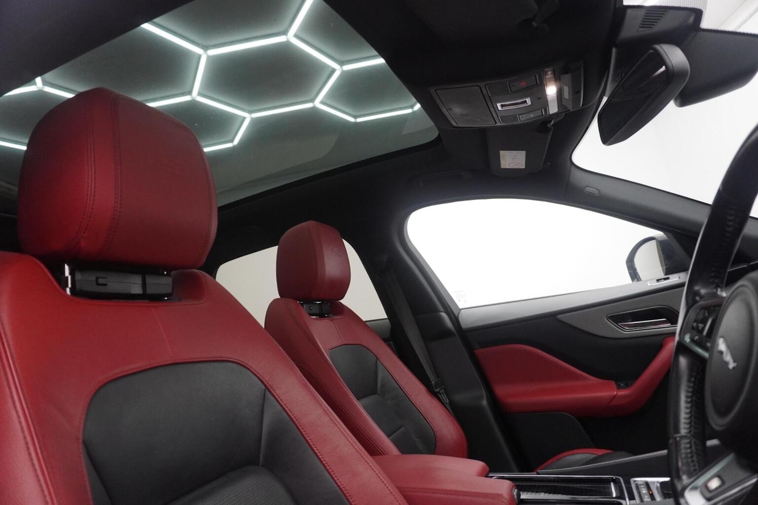 Used Jaguar F-Pace 2017 for sale - 78004506: Photo 23