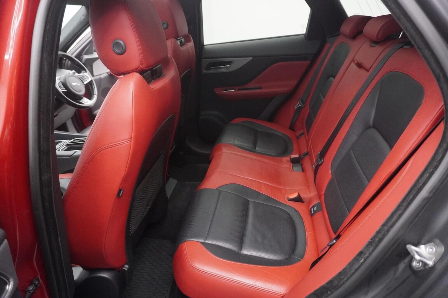 Used Jaguar F-Pace 2017 for sale - 78004506: Photo 32