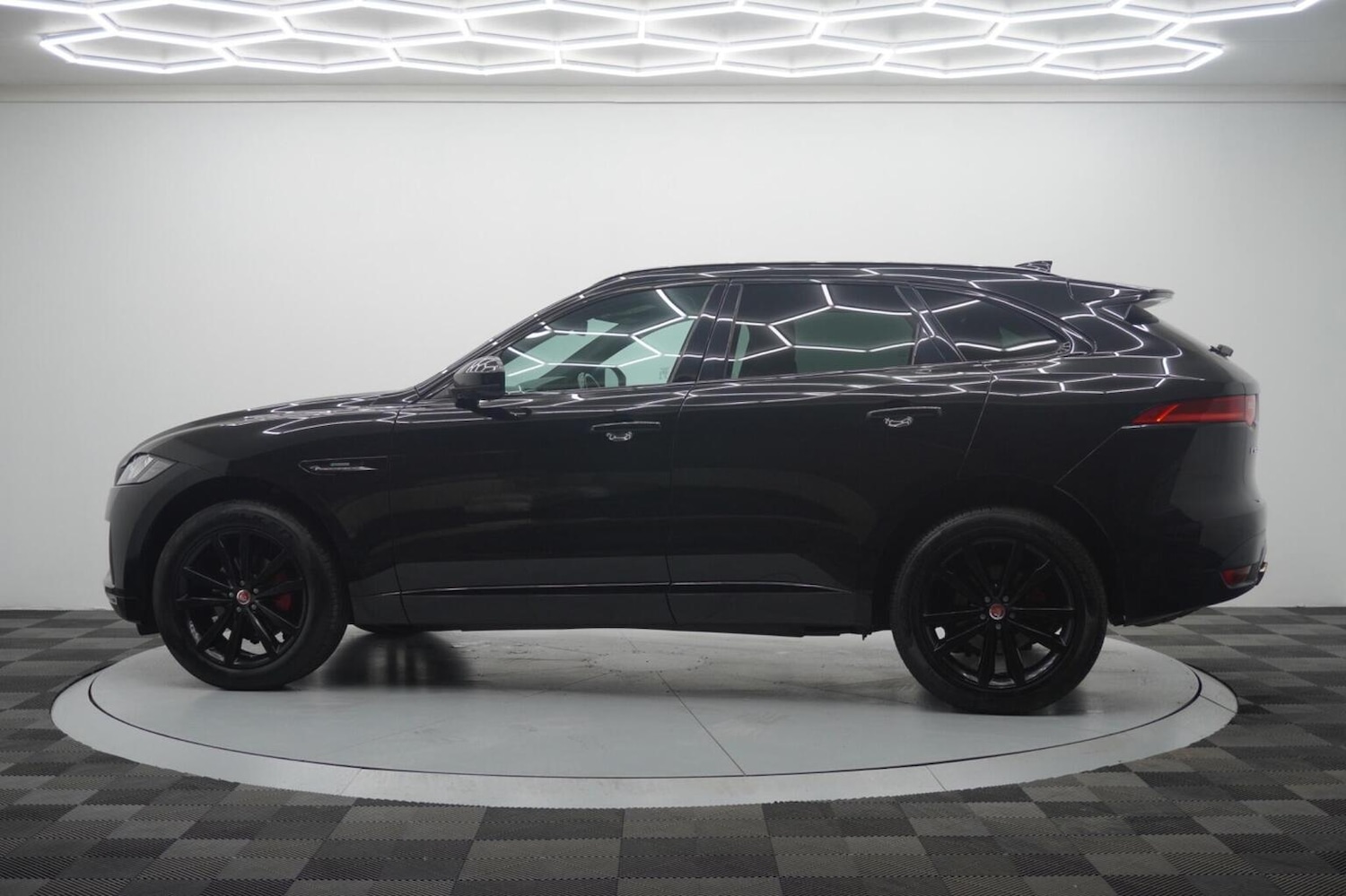 Used Jaguar F-Pace 2018 for sale - 77237084: Photo 25