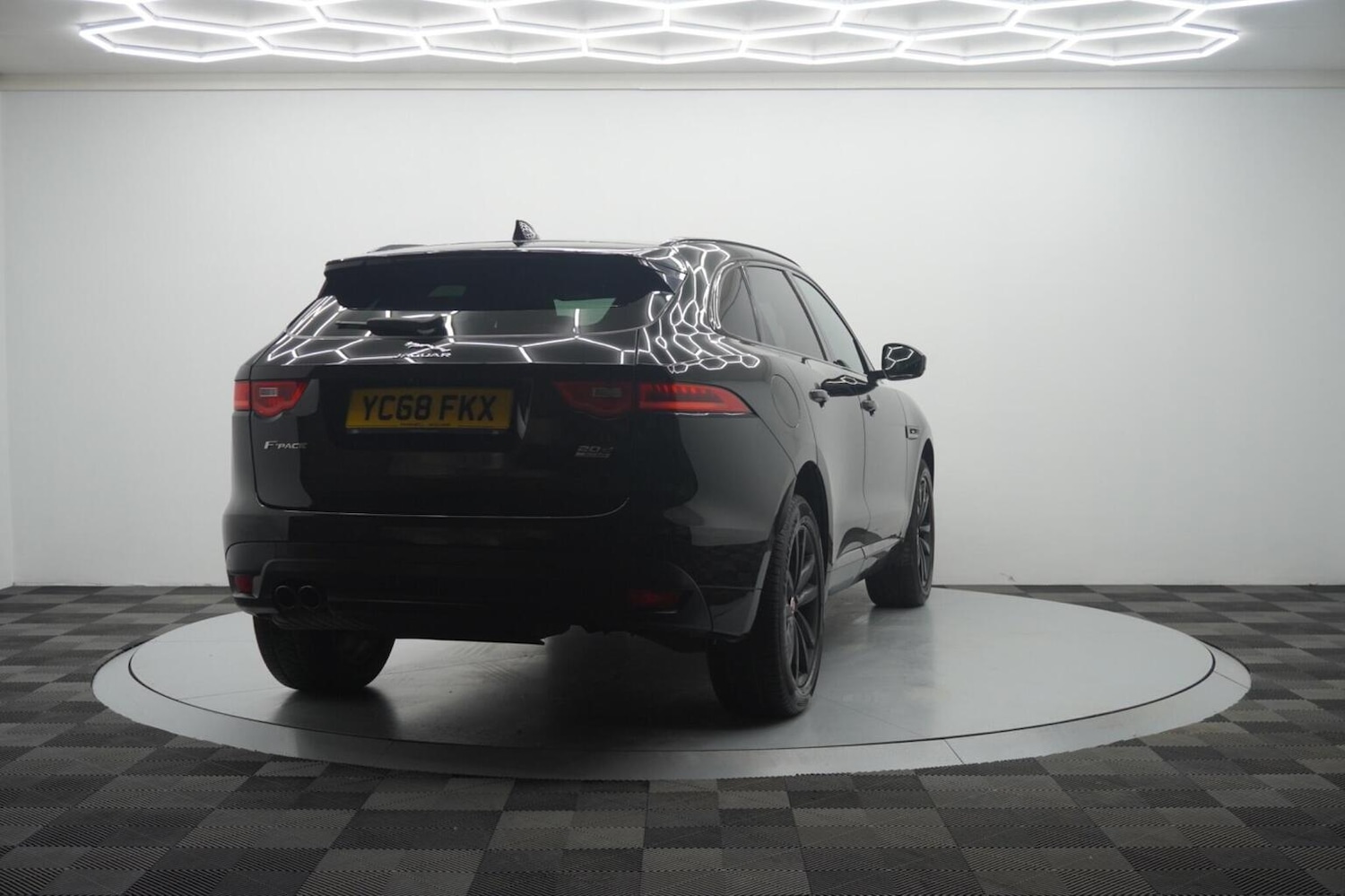 Used Jaguar F-Pace 2018 for sale - 77237084: Photo 36