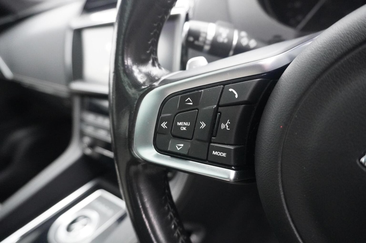 Used Jaguar F-Pace 2018 for sale - 77237084: Photo 51