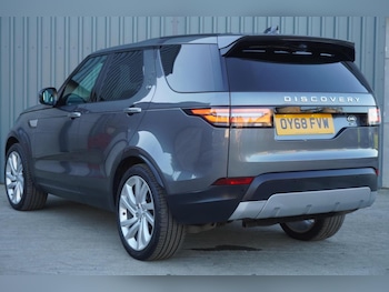 Used Land Rover Discovery 2018 for sale - 76347112: Photo