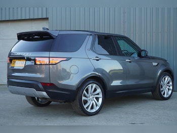 Used Land Rover Discovery 2018 for sale - 76347112: Photo