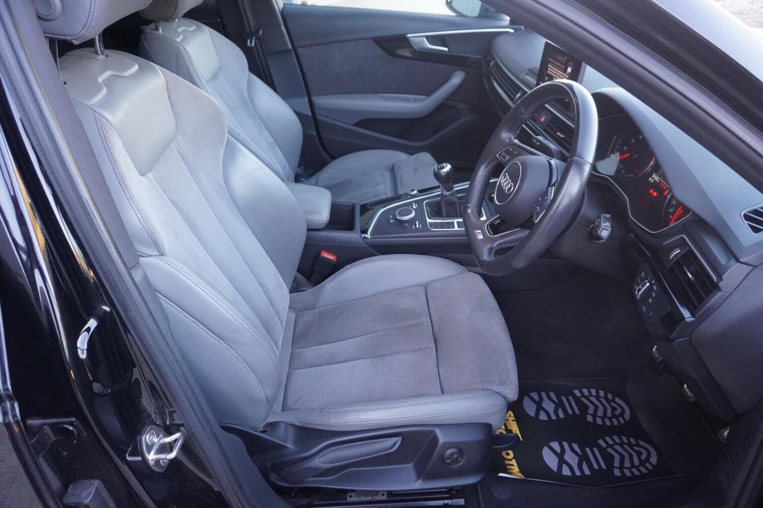 Used Audi A4 Avant 2017 for sale - 76347249: Photo 19