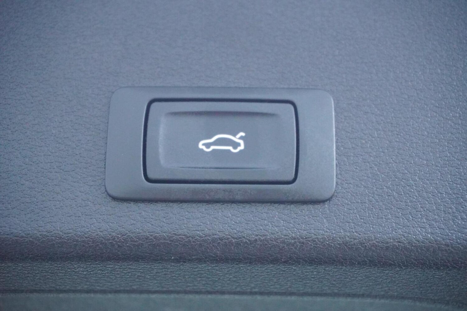 Used Audi A4 Avant 2017 for sale - 76347249: Photo 29