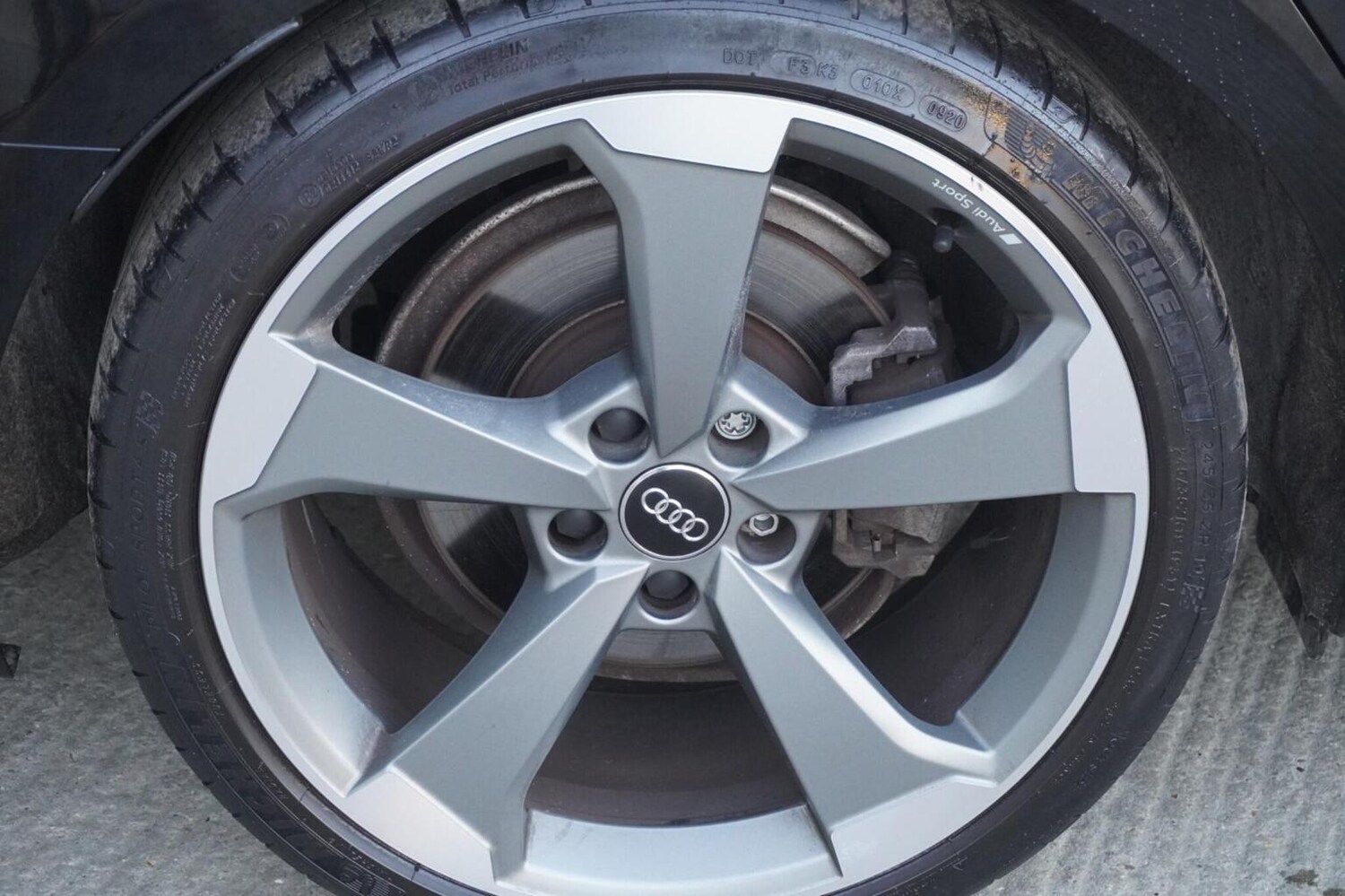 Used Audi A4 Avant 2017 for sale - 76347249: Photo 36