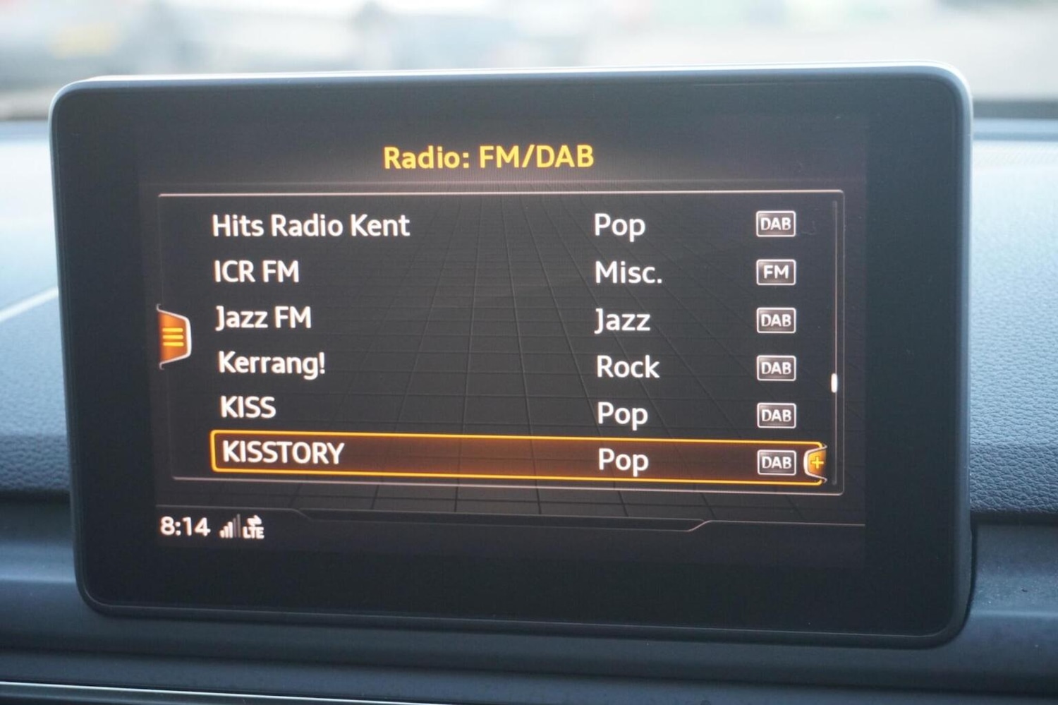 Used Audi A4 Avant 2017 for sale - 76347249: Photo 38