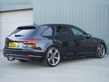 Used Audi A4 Avant 2017 for sale - 76347249: Photo
