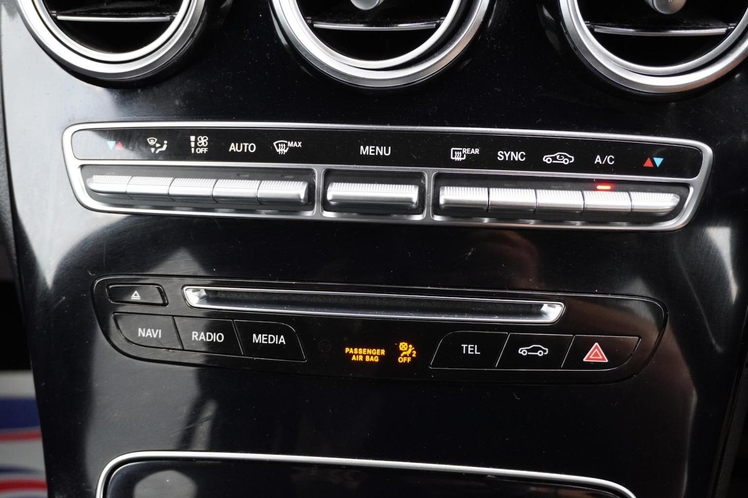 Used Mercedes-Benz GLC 2016 for sale - 76769349: Photo 25