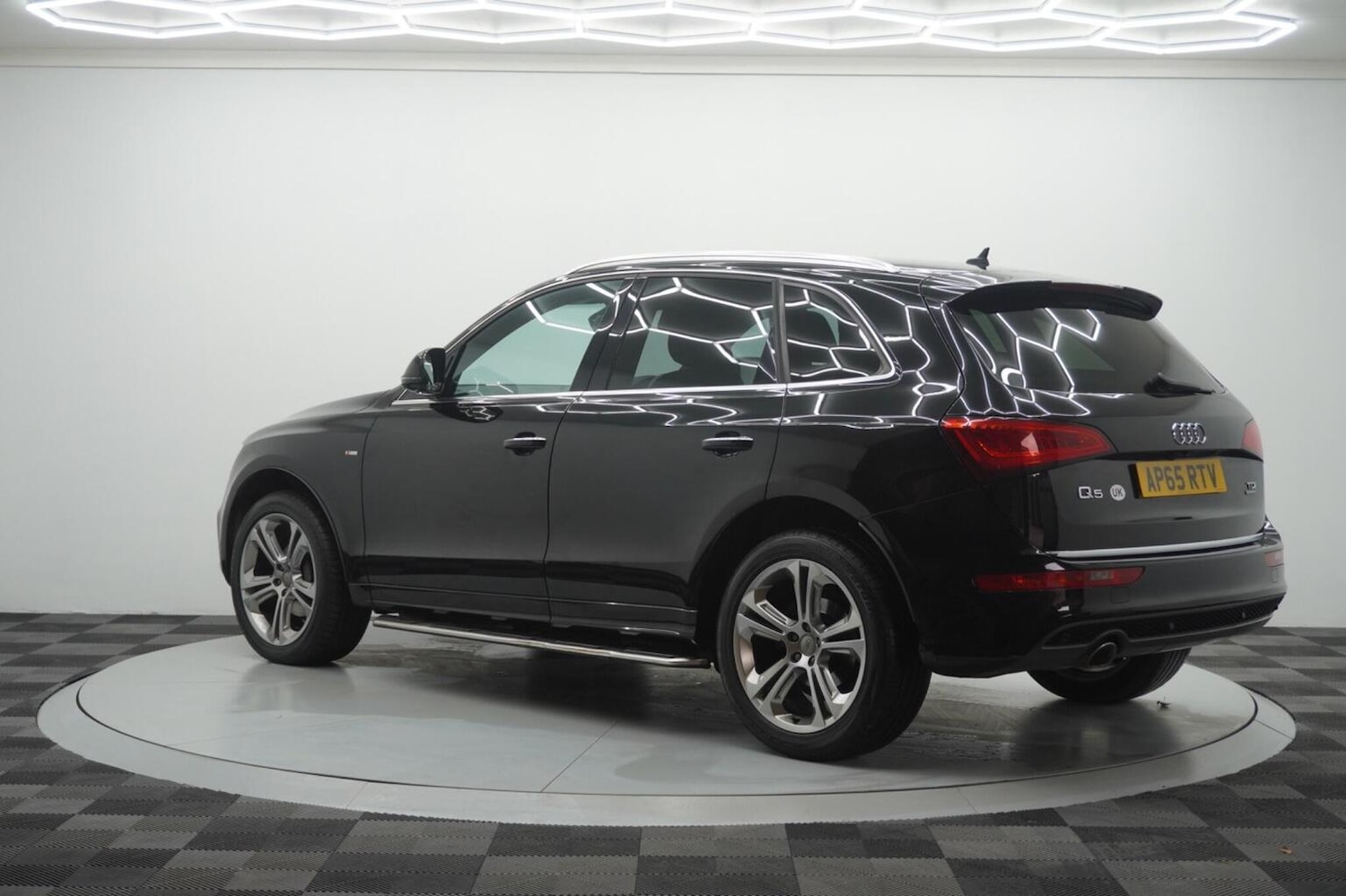 Used Audi Q5 2016 for sale - 77225200: Photo 10
