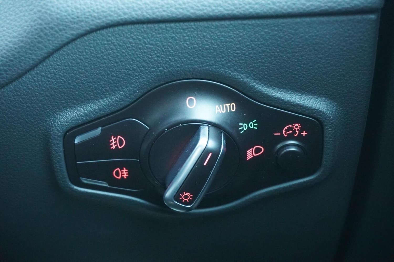 Used Audi Q5 2016 for sale - 77225200: Photo 37