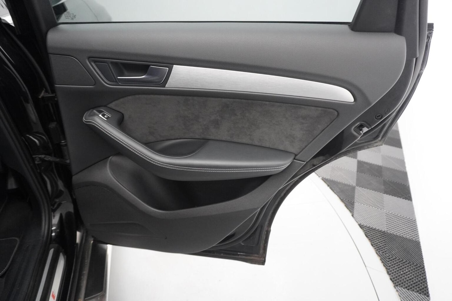 Used Audi Q5 2016 for sale - 77225200: Photo 42