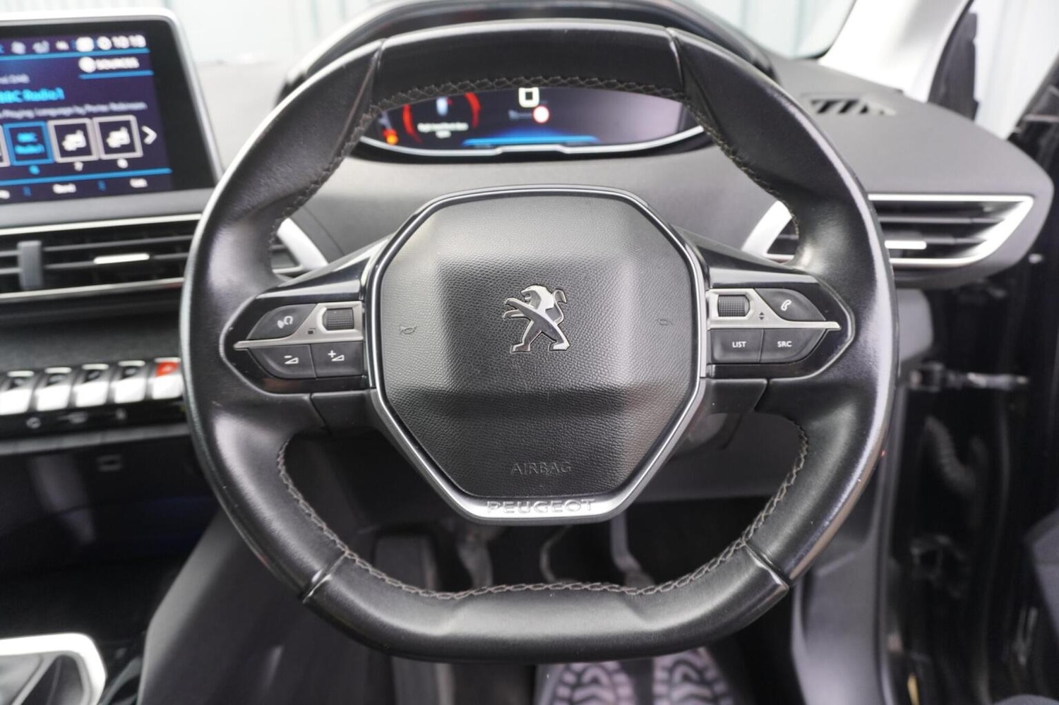 Used Peugeot 3008 2018 for sale - 76712451: Photo 27