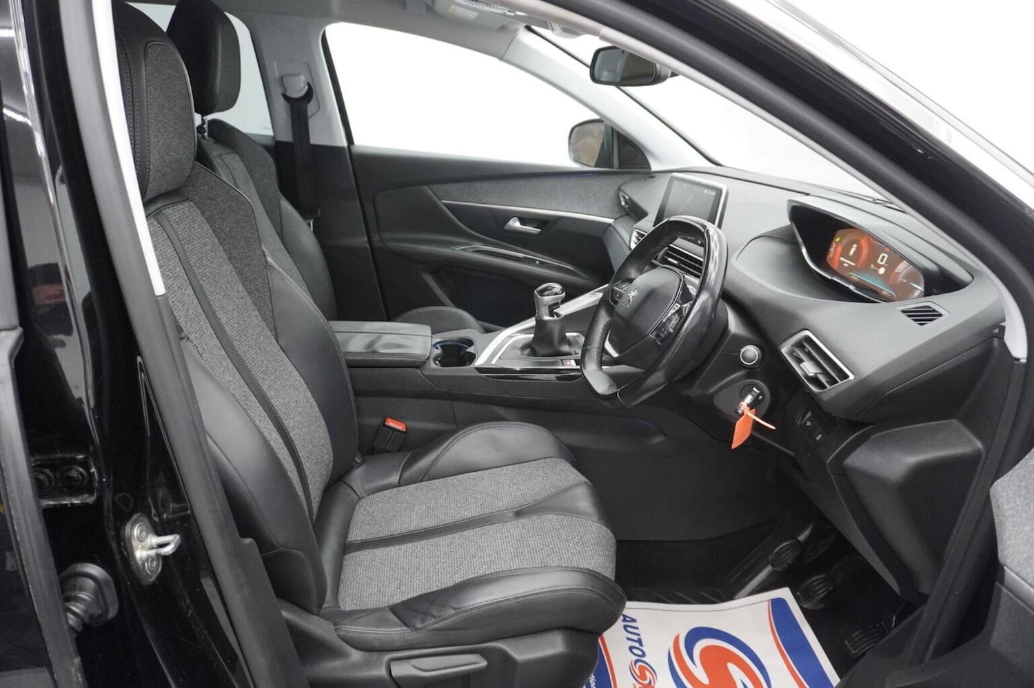 Used Peugeot 3008 2018 for sale - 76712451: Photo 34