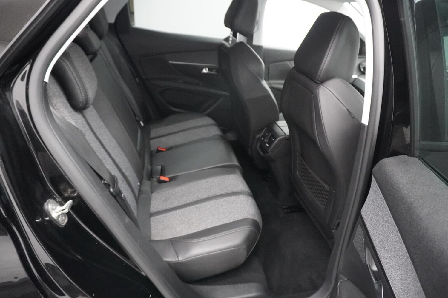 Used Peugeot 3008 2018 for sale - 76712451: Photo 39