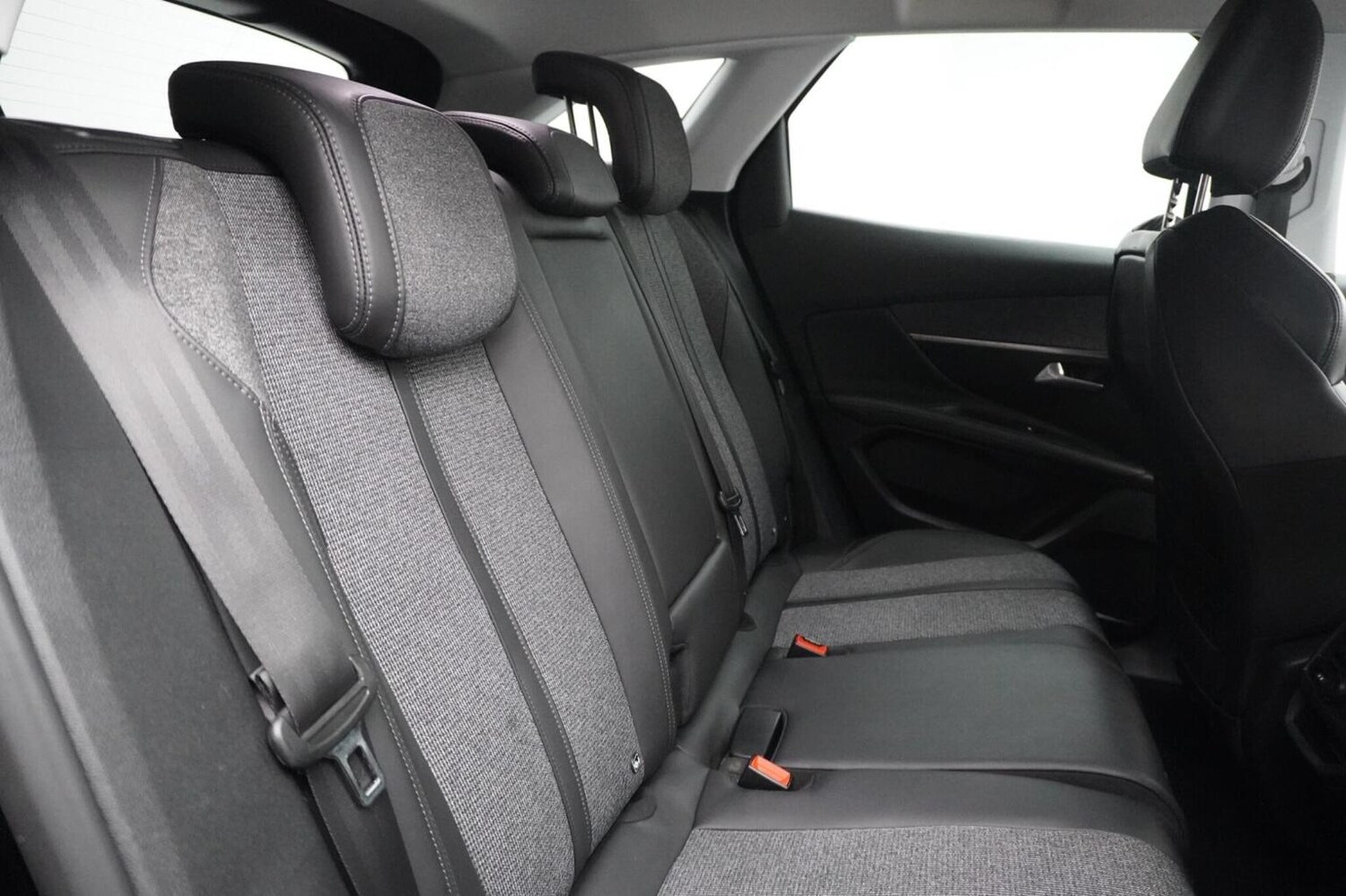 Used Peugeot 3008 2018 for sale - 76712451: Photo 40