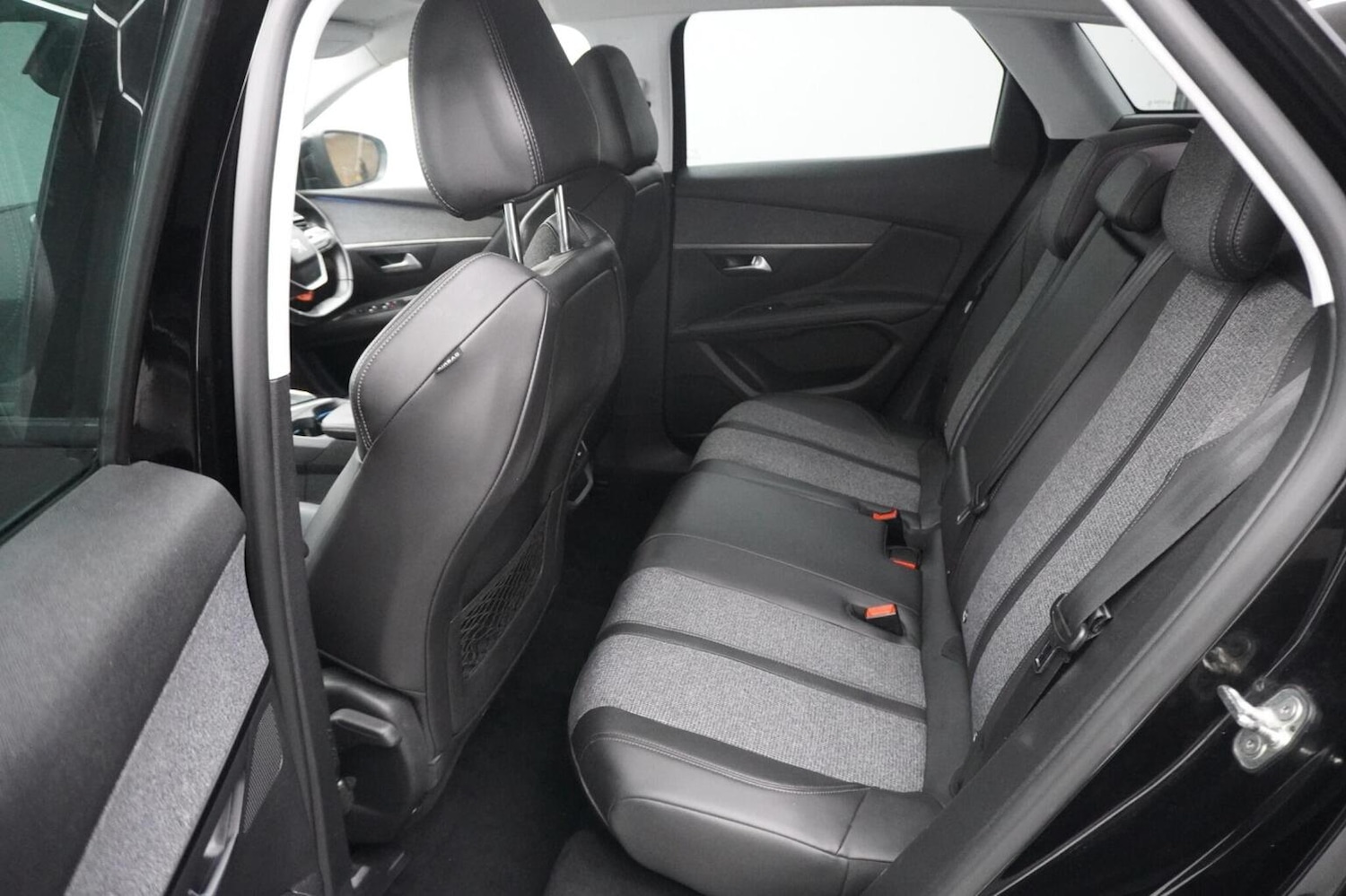 Used Peugeot 3008 2018 for sale - 76712451: Photo 41