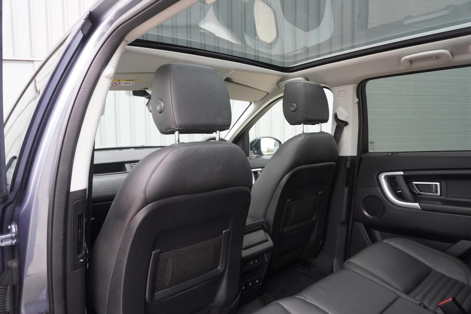 Used Land Rover Discovery Sport 2018 for sale - 76149377: Photo 17