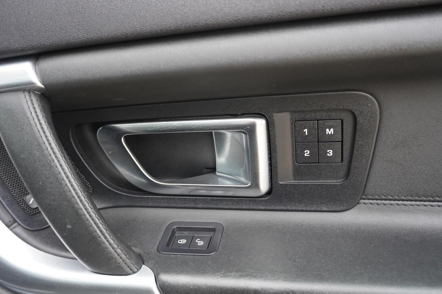 Used Land Rover Discovery Sport 2018 for sale - 76149377: Photo 24