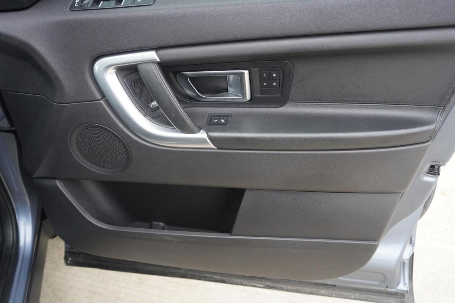 Used Land Rover Discovery Sport 2018 for sale - 76149377: Photo 28