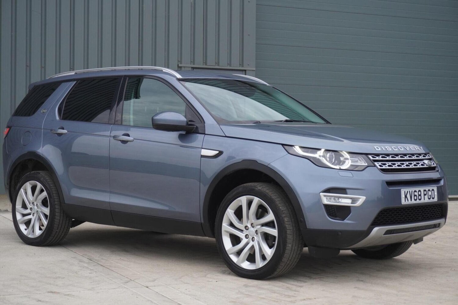 Used Land Rover Discovery Sport 2018 for sale - 76149377: Photo 5