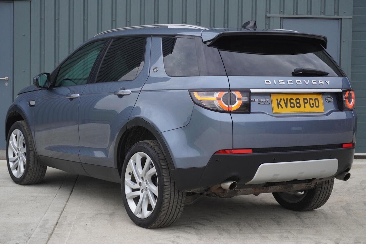 Used Land Rover Discovery Sport 2018 for sale - 76149377: Photo 9